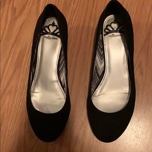 Black Small Wedged Heels 👠